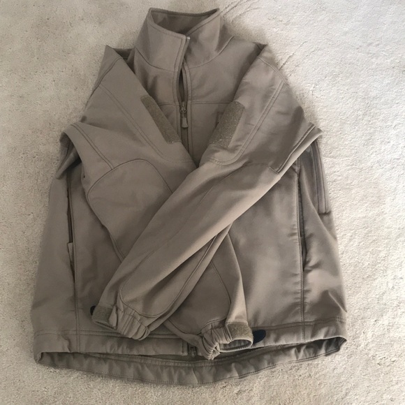 Utility jacket - Picture 1 of 3
